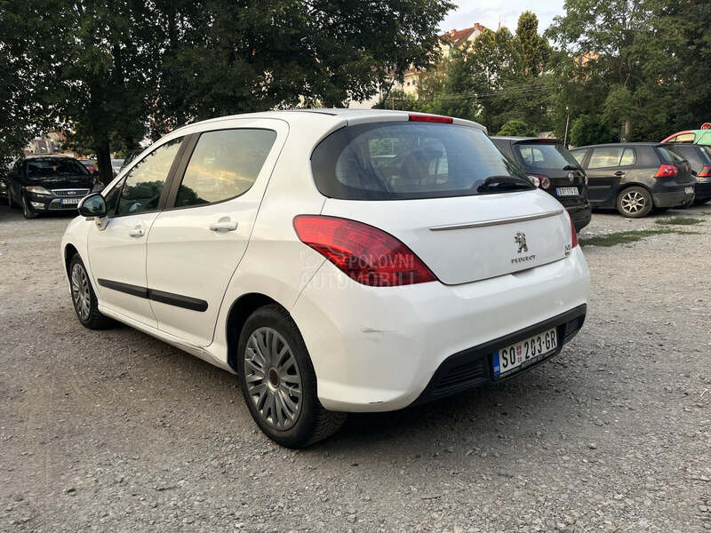Peugeot 308 1.6 eHDI