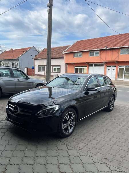 Mercedes Benz C 220 