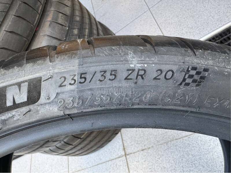 Michelin 235/35 R20 Letnja