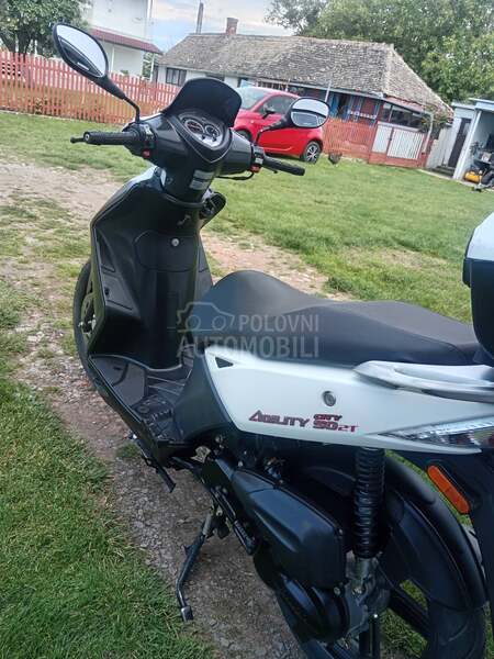 Kymco Agility 16