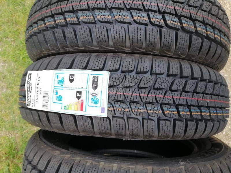 Bridgestone 165/65 R15 Zimska