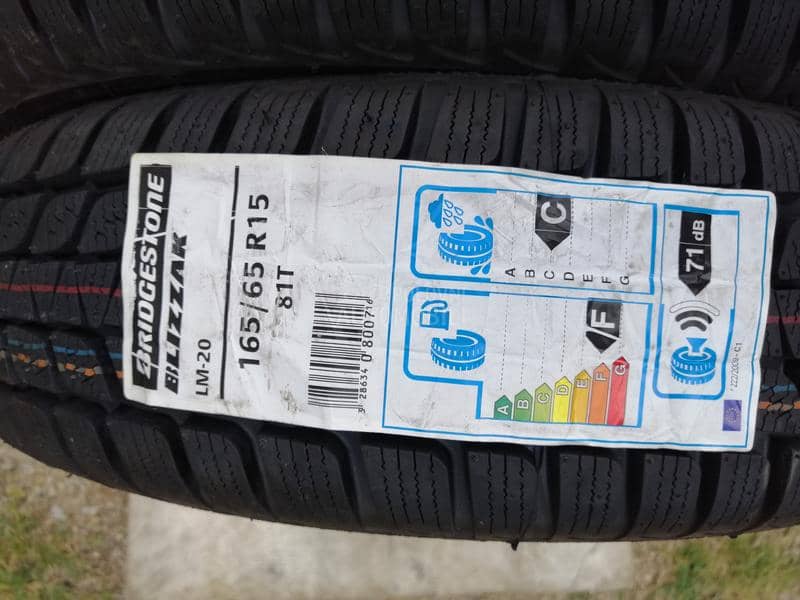 Bridgestone 165/65 R15 Zimska