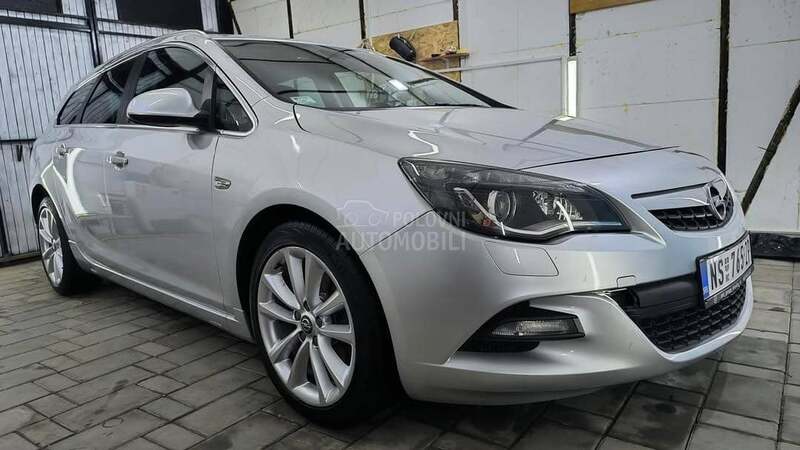 Opel Astra J OPC-LINE linija auta