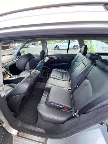Mercedes Benz E 320 4Matic