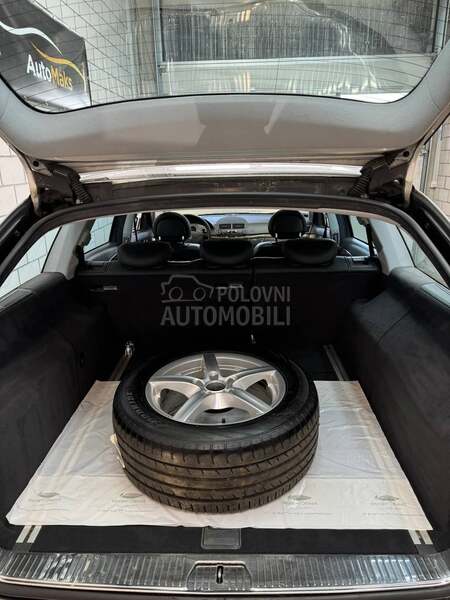 Mercedes Benz E 320 4Matic