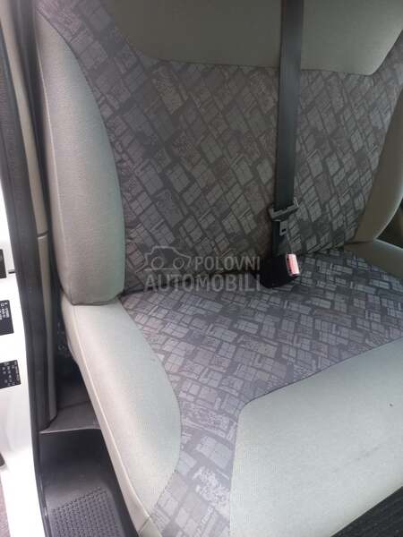 Opel VIVARO 1.9DI