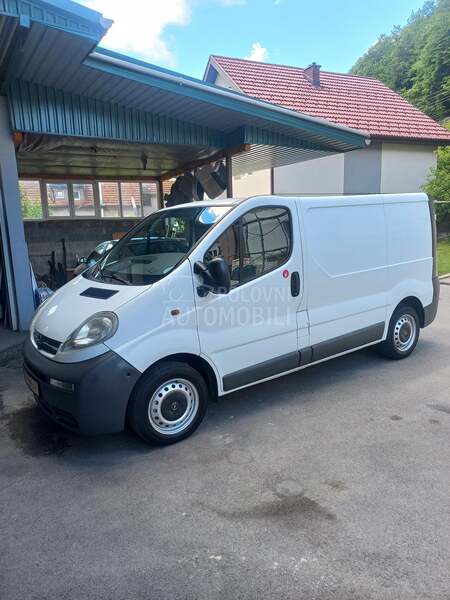 Opel VIVARO 1.9DI
