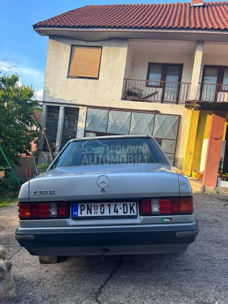 Mercedes Benz 190 