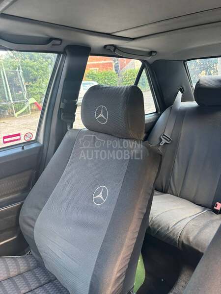 Mercedes Benz 190 
