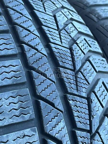 Sailun 225/60 R17 Zimska