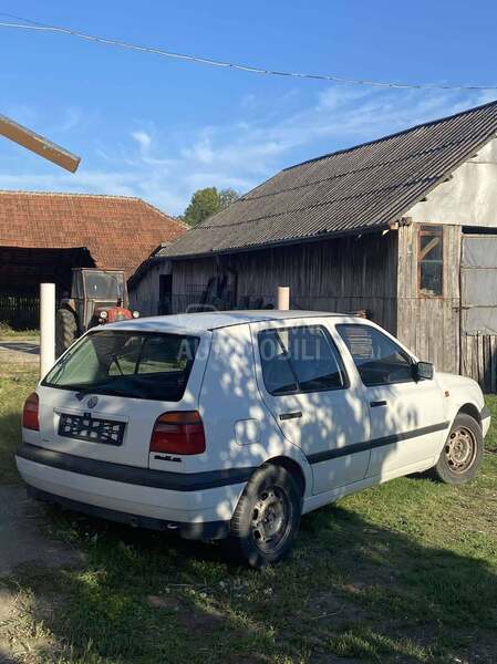 Volkswagen Golf 3 1.8 b enz  p lin