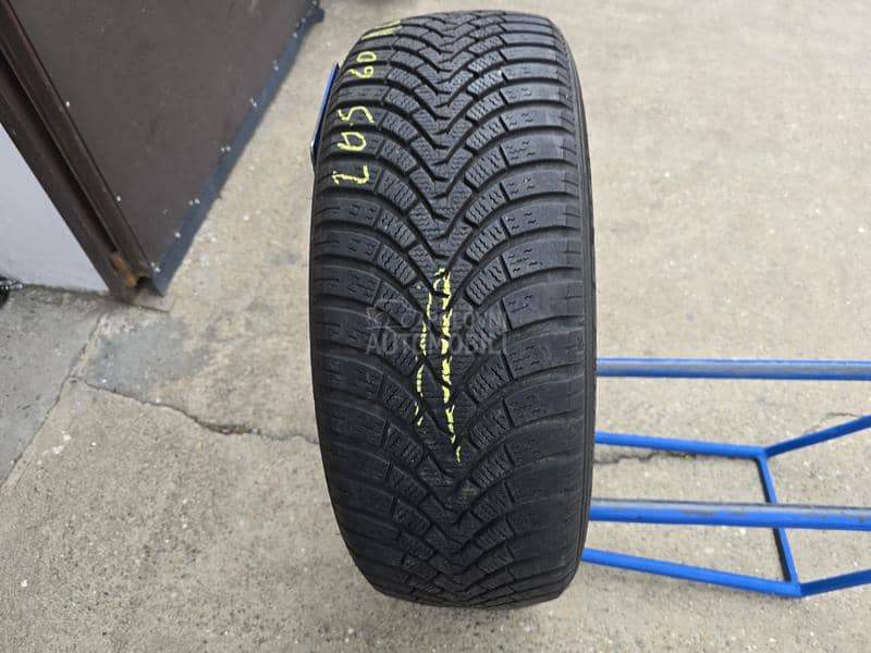 Falken 205/60 R16 Zimska