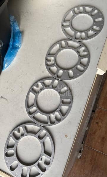 Distanceri za alu felne univerzalni