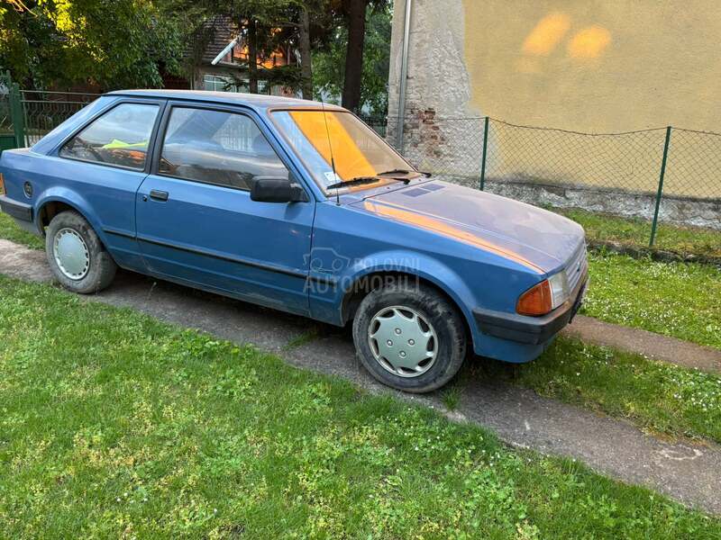 Ford Escort 