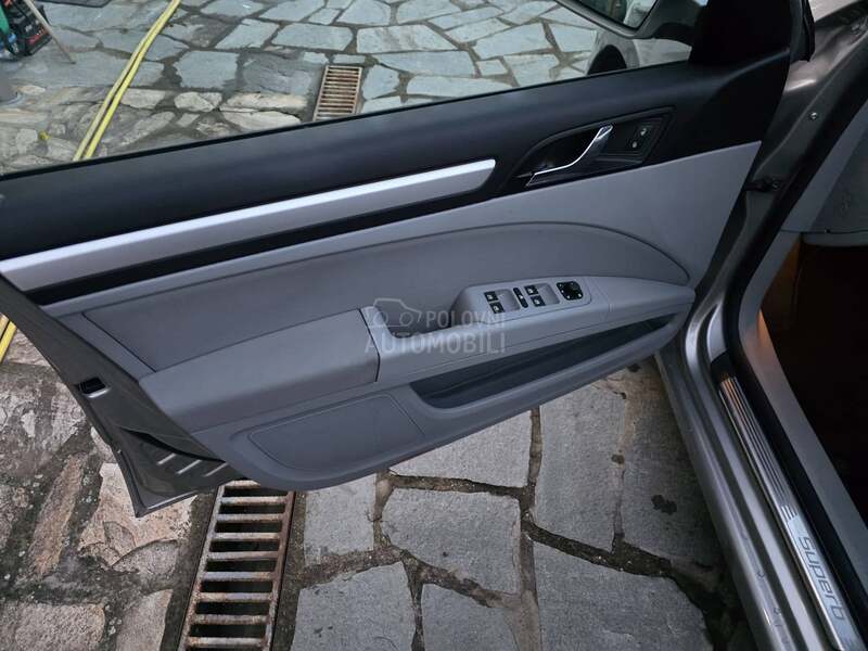 Škoda Superb 1.8tfsi Svajcarija