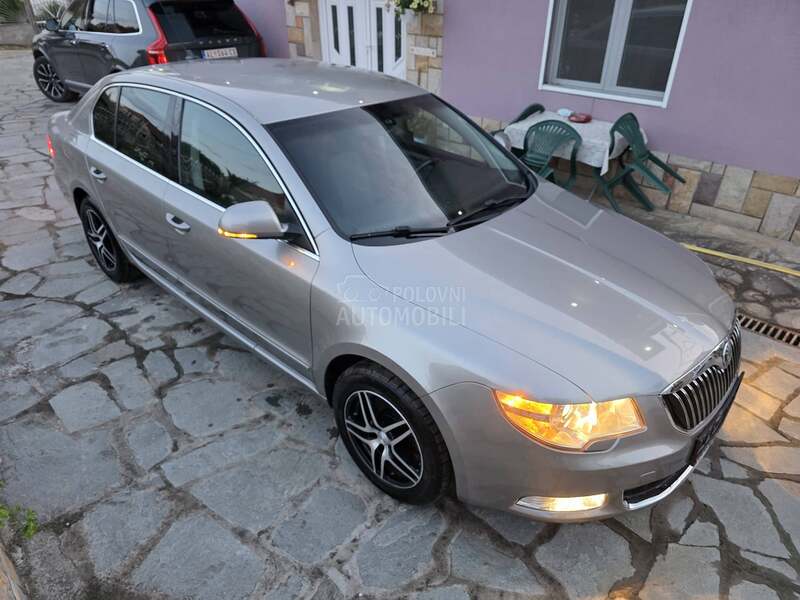 Škoda Superb 1.8tfsi Svajcarija