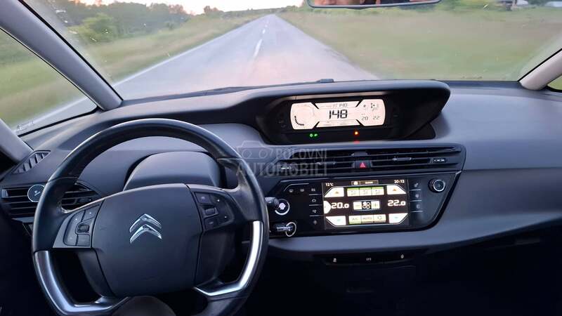 Citroen C4 Picasso 1.6 HDi  Na vi