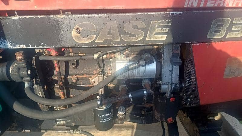 Case IH 833