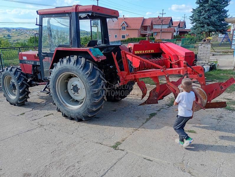 Case IH 833