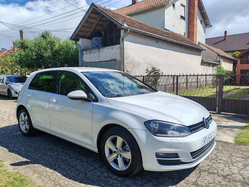 Volkswagen Golf 7 1.6 tdi perla bela