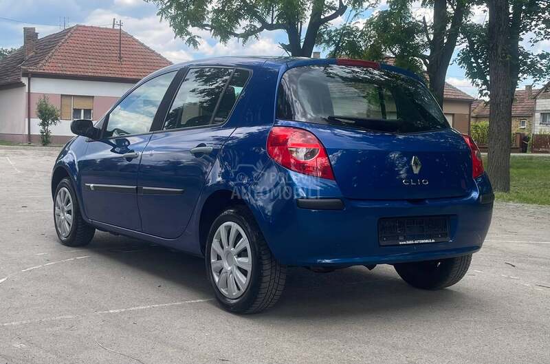 Renault Clio 