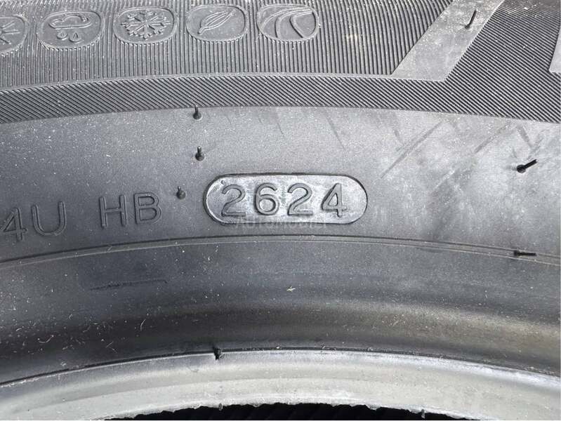 Hankook 215/65 R17 Letnja