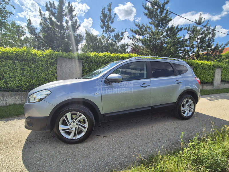 Nissan Qashqai + 2 pano.rama 4x4 ful