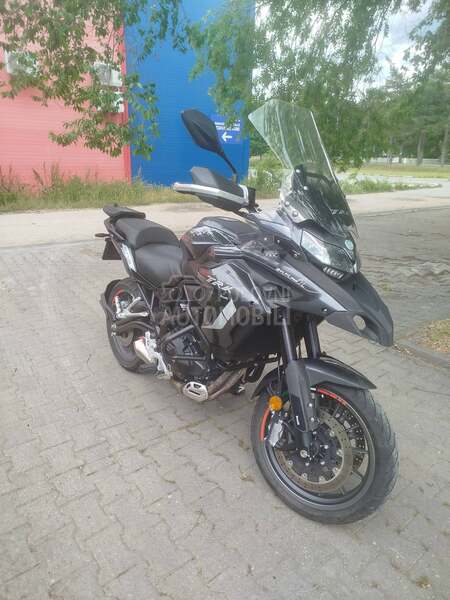 Benelli trk