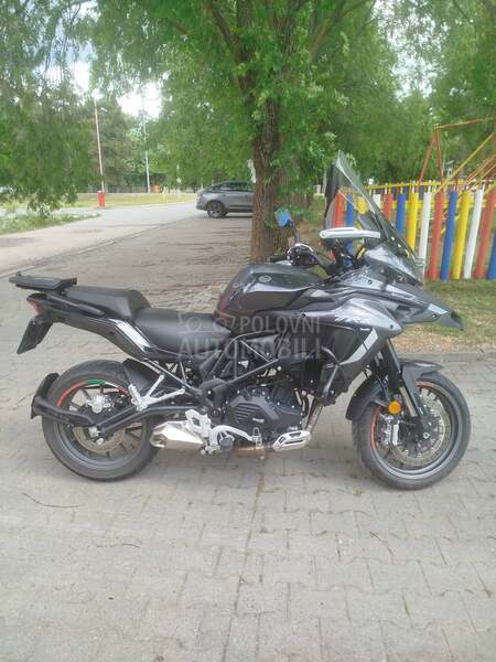 Benelli trk