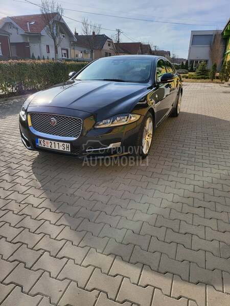 Jaguar XJ 3.0