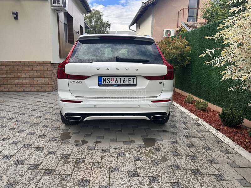 Volvo XC60 4WD R-Design