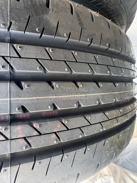 Bridgestone 225/45 R17 Letnja