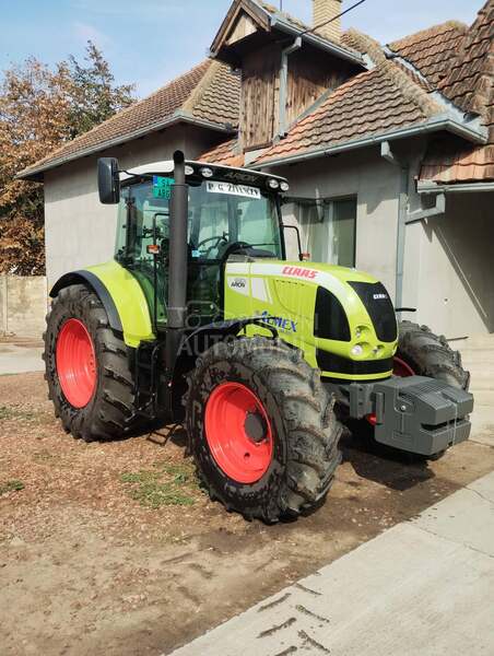 Claas ARION 630 C