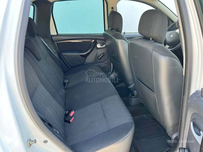 Dacia Duster 1.6 P LI  N   4 X 4