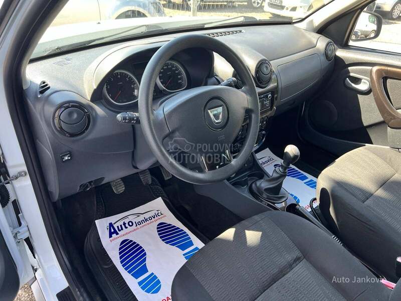 Dacia Duster 1.6 P LI  N   4 X 4
