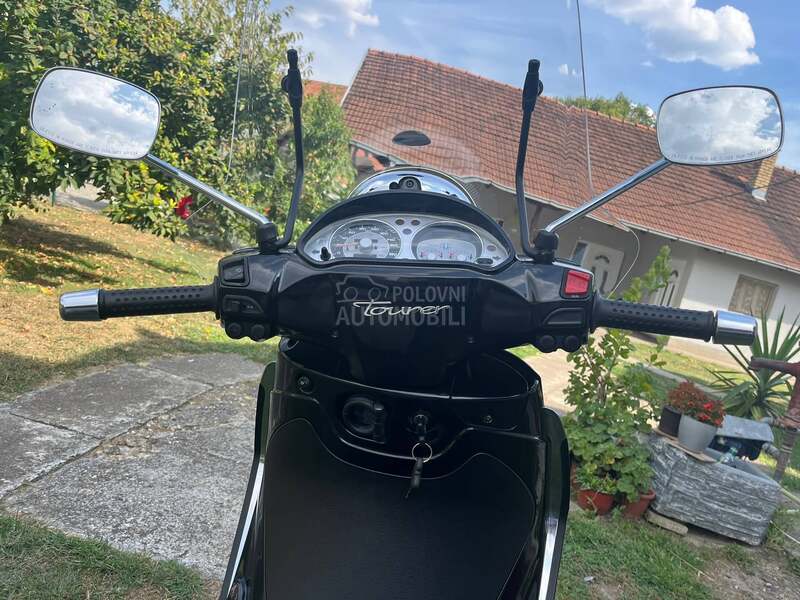 Piaggio Beverly