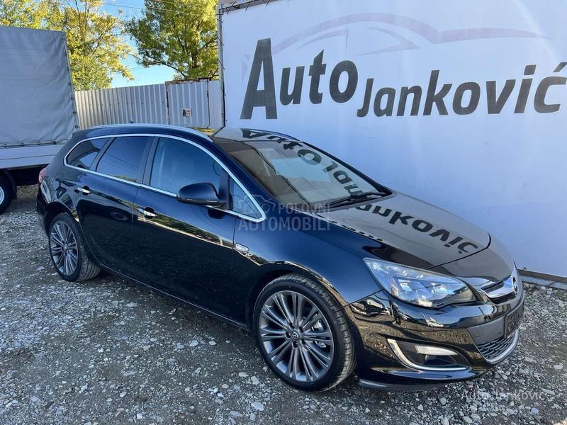 Opel Astra J TOTALNI FUL