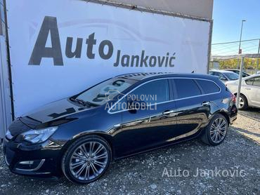 Opel Astra J TOTALNI FUL
