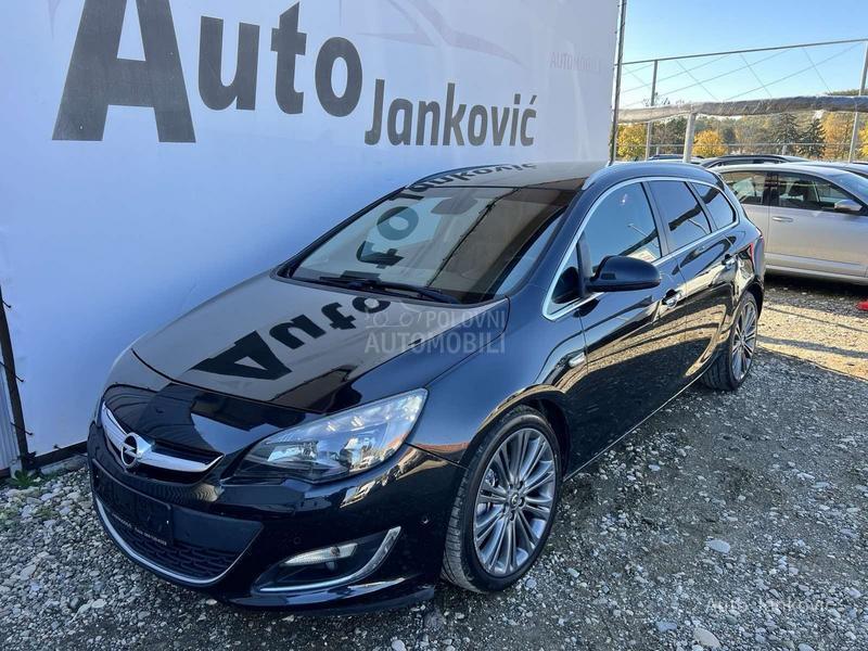 Opel Astra J TOTALNI FUL