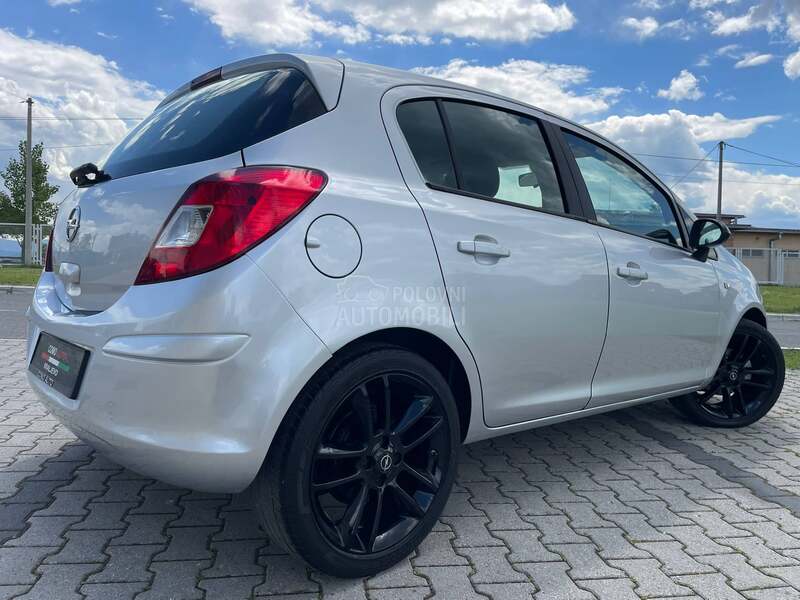 Opel Corsa D 1.2 2011 restajling