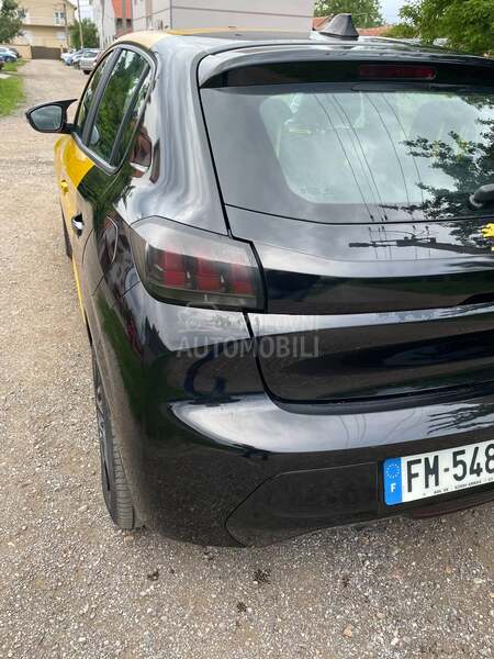 Peugeot 208 1.2 PURETECH