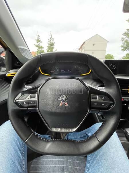 Peugeot 208 1.2 PURETECH