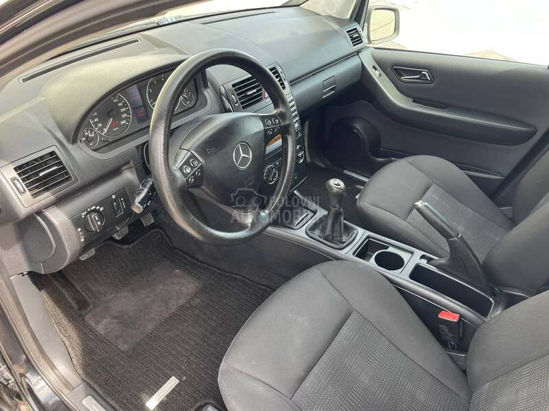Mercedes Benz A 150 1.5 restajling