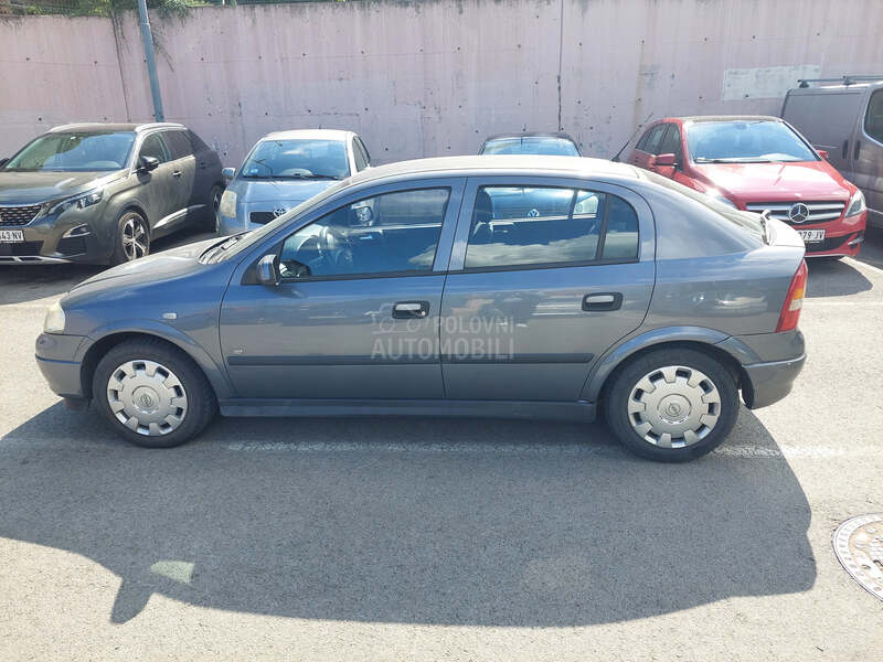 Opel Astra G 