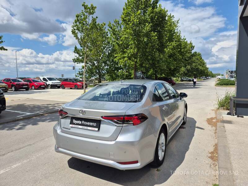 Toyota Corolla Luna
