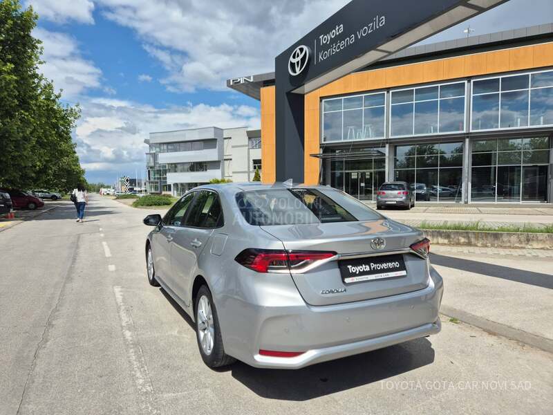 Toyota Corolla Luna