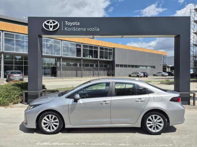 Toyota Corolla Luna