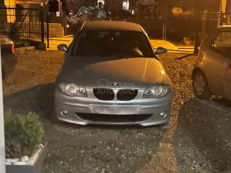 BMW Serija 1 e87 -  kompletan auto u delovima
