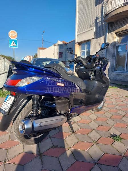 Yamaha Majesty