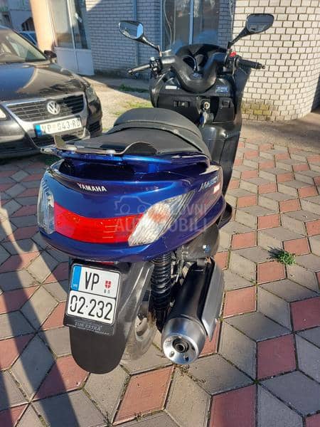 Yamaha Majesty